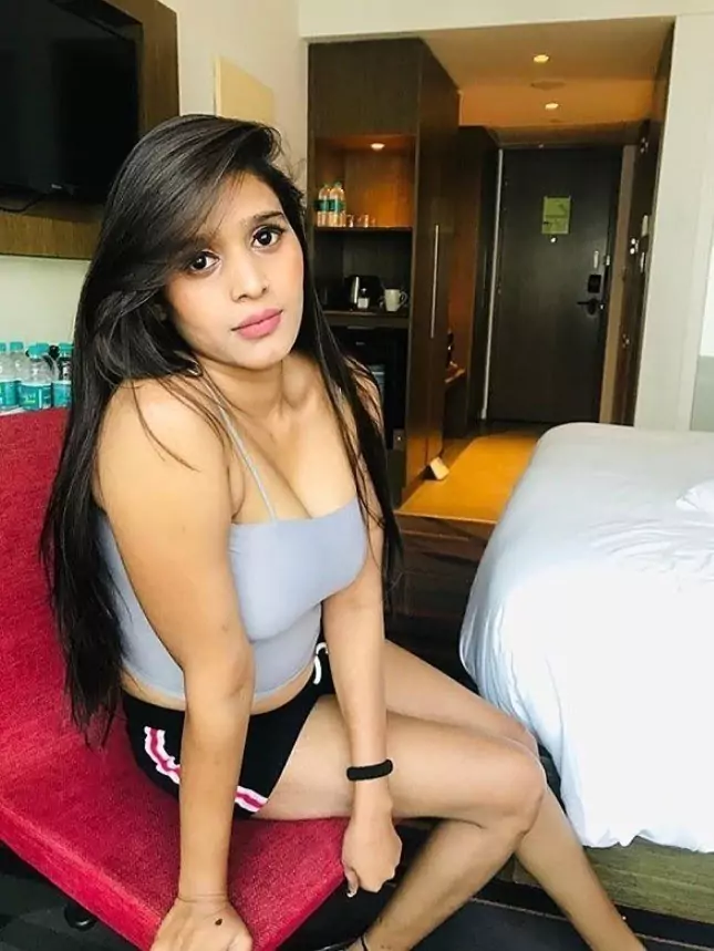 कॉल गर्ल्स सर्विस  पार्सौनी